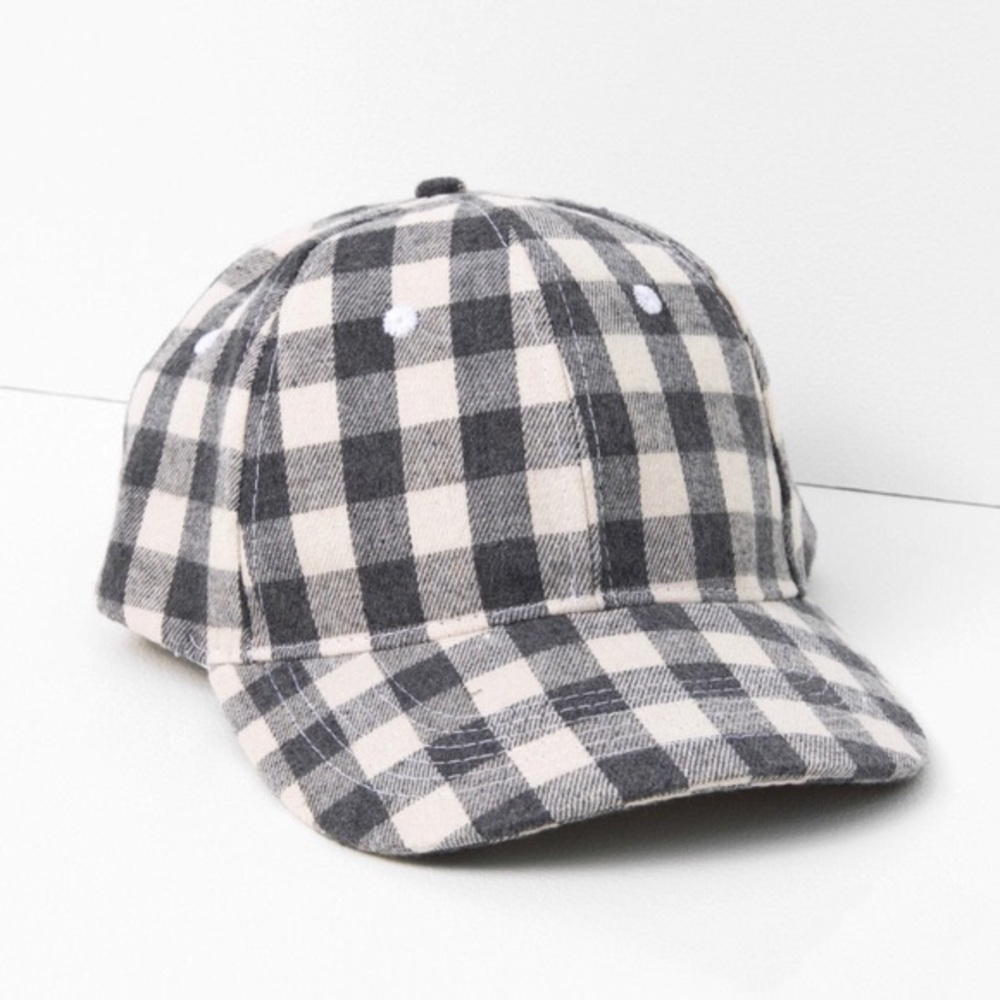 Fun Cocus Pocus hat. 🧢 Never used, but no tags.